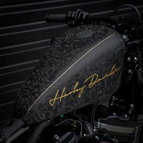 ▷ Harley-Davidson 48 "Black Widow" by Limitless | Custom Review Sp2 Vw, Airbrushed Tanks, Harley Davidson 48, Custom Motorcycle Paint Jobs, Мотоциклы Harley Davidson, Harley Davidson Sportster 883, Bike Tank, Custom Paint Motorcycle, Harley Davidson Wallpaper