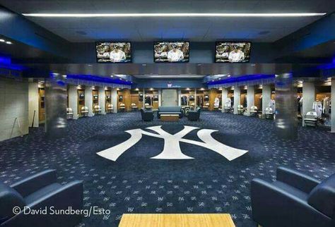 Yankee's locker room! Luxury Yacht Interior, Virtual Studio, College Football Teams, Yacht Interior, Sports Camp, Dressing Rooms, Dallas Cowboys Cheerleaders, Yankee Stadium, Soccer Club