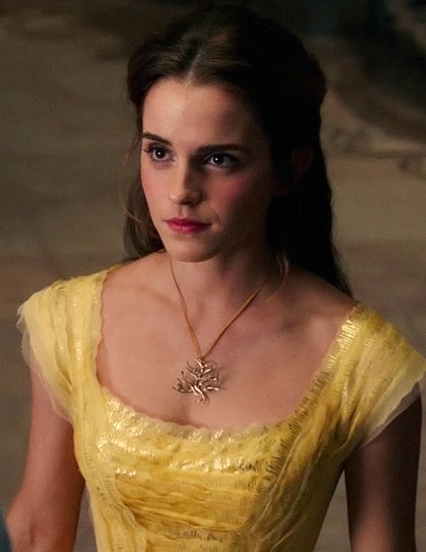 Emma Watson Belle, Photo Emma Watson, Emma Watson Pics, Emma Watson Style, Beauty And The Beast Movie, Belle Beauty And The Beast, Disney S, Hermione Granger, Emma Watson