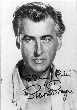 Stewart Granger (1913 - 1993) ~ English film actor. Stewart Granger, Jean Simmons, Hollywood Men, Classic Movie Stars, Old Hollywood Stars, Hollywood Legends, British Actors, Find A Grave, Golden Age Of Hollywood