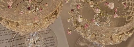 Gold Notion Header, Princess Aesthetic Twitter Header, Rose Gold Header, Beige Twt Header, Pretty Twitter Header, Royal Banner, Youtube Header, Gold Header, Desktop Wallpapers Tumblr