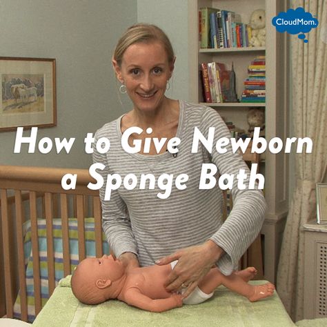 How to Give a Newborn a Sponge Bath | CloudMom #babies #newborns #motherhood #parenting How To Sponge Bath A Newborn, Sponge Bath Newborn, Bathing Tips, Newborn Video, 1 Month Baby, Newborn Bath, Baby Checklist, Baby Basics, Strong Mom