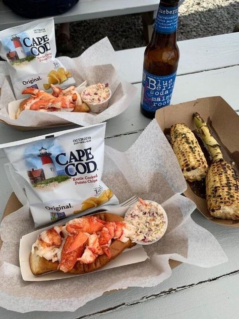 Best Lobster in Camden Maine and Mid Coast | Camden Maine Hotel Camden Riverhouse Maine Aesthetic Summer, Maine Vibes, Living In Maine, Summer In Maine, Maine Food, Maine Summer, Camden Maine, England Summer, Coastal Life