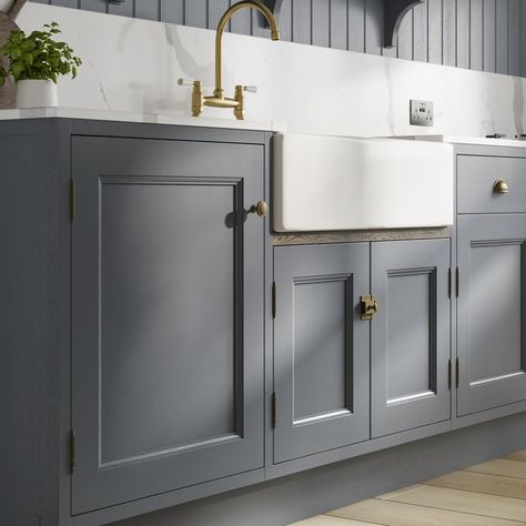 Howdens In Frame Kitchen, Elmbridge Howdens, Dusk Blue Kitchen, Kitchen Shaker Style, Meadow House, Kitchen Shaker, Howdens Kitchens, Grey Blue Kitchen, Glass Kitchen Cabinets