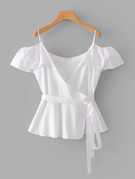 Diy Vetement, Fashion Tops Blouse, Cold Shoulder Blouse, Swimwear Online, Crop Top Outfits, Women Blouses, White Blouse, Blouse Styles, White Style