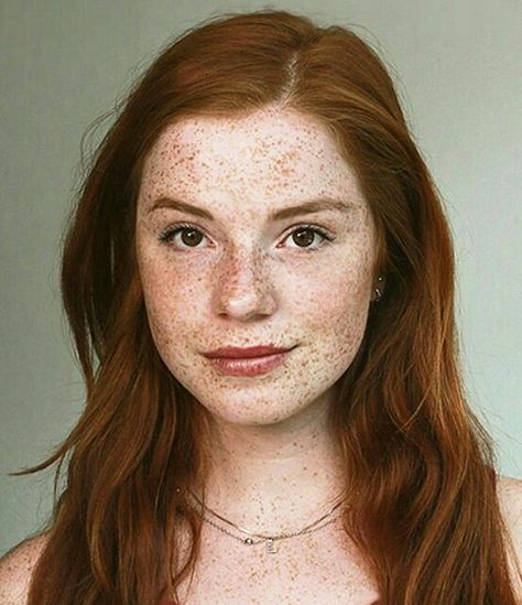 Luca Hollestelle Luca Hollestelle, Women With Freckles, Beautiful Freckles, Beautiful Red Hair, Hazel Eyes, Ginger Hair, Makeup Foundation, Woman Face, Best Seller