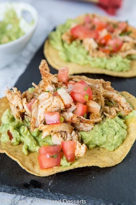 Easy Mexican Dinner, Chicken And Salsa, Guacamole Chicken, Crispy Corn, Chicken Tostadas, Corn Tortilla, Idee Pasto, Mexican Dinner, Steak Fajitas