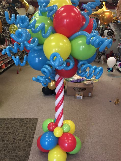 Dr Seuss Halloween Decorations, Dr Suess Balloon Garland, Dr Seuss Balloon Garland, Dr Seuss Classroom Decor, Dr Seuss Balloons, Dr Seuss Balloon Decorations, Dr Seuss Balloon Arch, Dr Seuss Centerpieces, Dr Suess Graduation Party