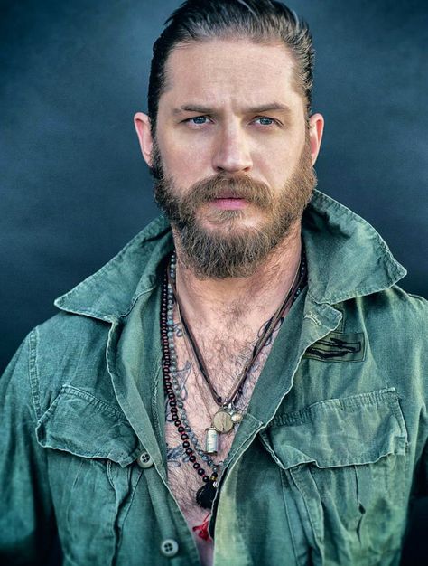 Si quieres ser un hombre con estilo fíjate en Harry Styles o Tom Hardy | Fotogalería | Moda y Belleza | Los 40 Principales Tom Hardy Beard, Edward Thomas Hardy, Tom Hardy Haircut, Tom Hardy Variations, Tom Hardy Photos, Greg Williams, Man With A Beard, Morena Baccarin, Avan Jogia