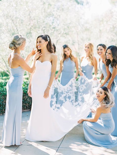 Elegant & romantic outdoor wedding in San Diego | San Diego Real wedding Bridesmaid Dresses Long Blue, Budget Bridesmaid Dresses, Romantic Outdoor Wedding, Halter Bridesmaid Dress, Cheap Bridesmaid Dresses, Bridesmaid Dresses Online, Salou, Long Bridesmaid Dress, Long Bridesmaid Dresses