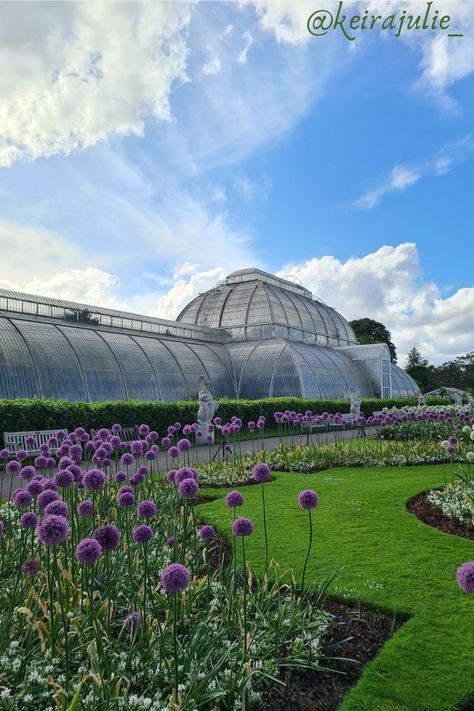 Gardens Aesthetic, Kew Gardens London, Palm House, London Vibes, Royal Botanic Gardens, Luxury Travel Destinations, Garden Posts, London Aesthetic, Royal Garden