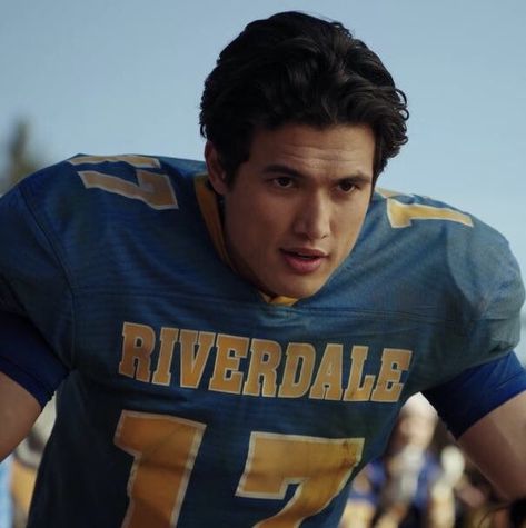 charles melton riverdale screencap icon Reggie Mantle, Charles Melton, Varsity Blues, Riverdale Cw, Riverdale Characters, Riverdale Aesthetic, Riverdale Cast, Alternative Movie Posters, Cole Sprouse