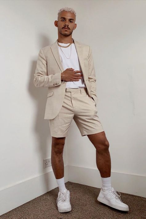 Mens Shorts Wedding Outfit, Mens Short Suits Wedding, Mens Short Suit, Mens Tailored Fashion, Shorts Suit Mens, Suit With Shorts Mens, Suit And Shorts Men, Short Suits Men, Suit Shorts Outfit