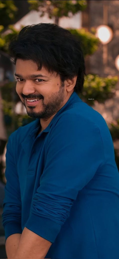 Famous Indian Actors, Allu Arjun Hairstyle, Actors Illustration, Vijay Thalapathy, Smile Images, Cute Celebrity Couples, Actor Quotes, Paris Tour Eiffel, Vijay Actor