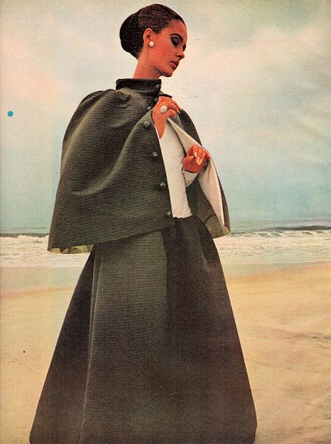 The Midvale Cottage Post: Eye Candy: Mid-1960s Evening Dress with Cape 1965 Fashion, Evening Dress With Cape, Hanging By A Thread, Yellow Flannel, Cape Fashion, Dress With Cape, Flannel Nightgown, California Destinations, Vintage Cape