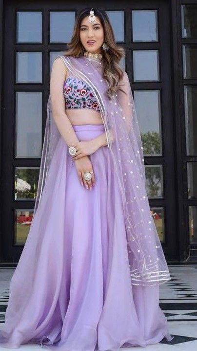 lavanyathelabel #igers #lehengalove Lavender Lehenga, Sequins Lehenga, Purple Lehenga, Sabyasachi Lehenga, Indian Lehenga Choli, Organza Lehenga, Lehenga Designs Simple, Party Wear Lehenga Choli, Net Lehenga