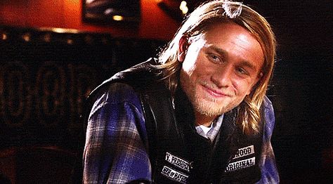 Jax Teller Gif, Wattpad Characters, Sons Of Anarchy Motorcycles, Fall Tv, Jax Teller, Andrew Lincoln, Charlie Hunnam, Sons Of Anarchy, Jason Momoa