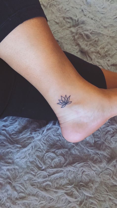 Lotus Flower Tattoo Ankle, Lotus Ankle Tattoos For Women, Minimal Lotus Tattoo Design, Tiny Tattoos Lotus Flower, Lotus Flower Tattoo Small Ankle, Flower Tattoo Ankle, Lotus Flower Tattoo Placement For Women, Creative Graduation Gifts, Dainty Tattoo