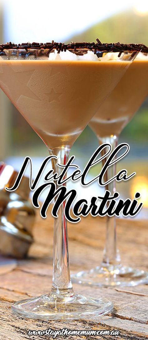 Nutella Martini, Nutella Cocktail, Nutella Drink, Cocktail Recipes Tequila, Boozy Chocolate, Winter Cocktails Recipes, Alcholic Drinks, Fall Cocktails Recipes, Stay At Home Mum