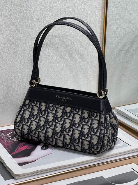 The Fashion Fable - DIR Bags - 658 A+ Excellent Quality; Contact us if you've any questions in your mind. Luxury Bags Collection, Girly Bags, Fancy Bags, Pretty Bags, Big Bags, Cute Bags, Coach Purses, Handmade Bags, Dior Bag