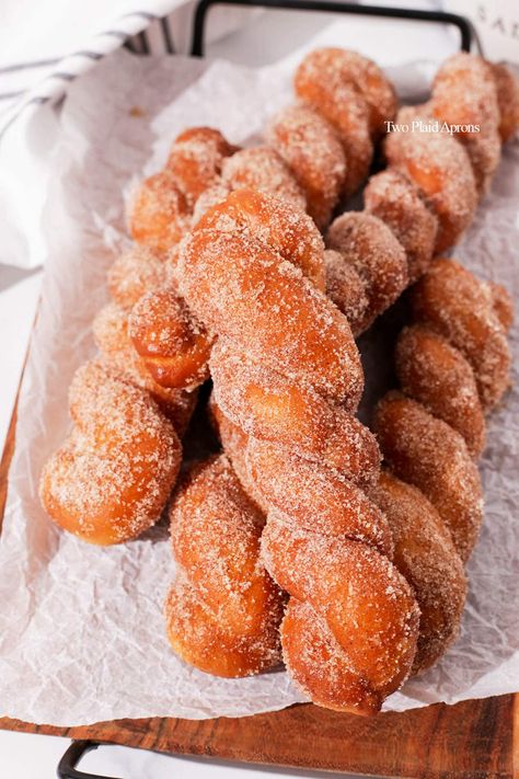 Korean Twisted Donuts (Kkwabaegi) | Two Plaid Aprons Korean Dessert, Korean Street Food, Asian Desserts, Donut Recipes, Food Obsession, Interesting Food Recipes, Cafe Food, Korean Food, Pretty Food