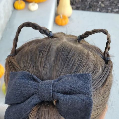 Cat Ear Hairstyle For Short Hair, Kitty Ear Hairstyle, How To Make Cat Ears With Hair, Cat Ear Braids, Kitty Ears Hairstyle, Cat Ears With Hair, Cat Ears Hairstyle, Cat Hairstyle, Halloween Cat Ears