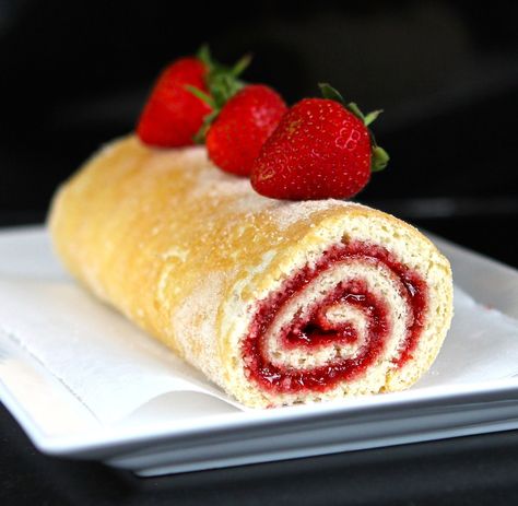 A Swiss Roll is one of life's simple pleasures. It will (for many of us) hold familiarity with and nostalgia for childhood..... a quick t... Vanilla Swiss Roll, Sponge Recipe, Gluten Free Cake, Swiss Roll, Roll Cake, Baking Tins, Cake Roll, Love Cake, Rolls Recipe