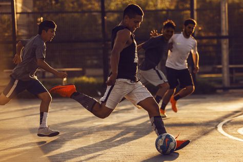 Nike's 'Inside Small Sided' Highlights the Street Soccer Culture of Santiago de Chile Kids Playing Football, Christopher Anderson, Nike Street, Street Football, Street Soccer, Sport Fashion Photography, Soccer Photography, Soccer Tournament, Soccer Event