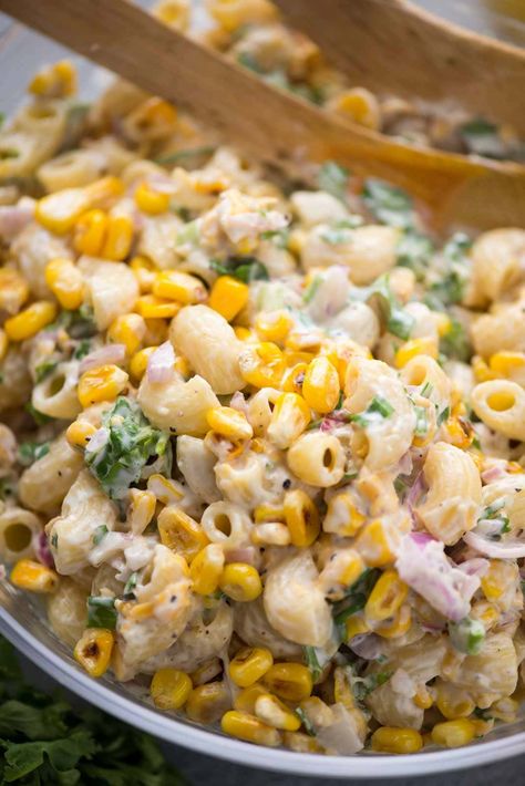 Pasta Salad With Corn, Creamy Pasta Salad Recipe, Corn Pasta Salad, Salad With Corn, Classic Pasta Salad, Creamy Pasta Salads, Corn Pasta, Corn Salad Recipes, Best Pasta Salad