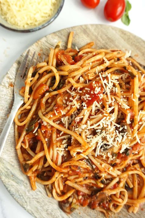 Hearts Of Palm Spaghetti Recipes, Keto Hearts Of Palm Recipes, Vegan Tomato Sauce, Vegan Lo Mein, Gundry Recipes, Dr Gundry Recipes, Dr Gundry, Keto Pasta, Vegan Spaghetti