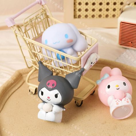 Sanrio Kuromi Stress Relieving Toys Squeezing Blow Bubbles Sensory Fidget Doll Interested Expression