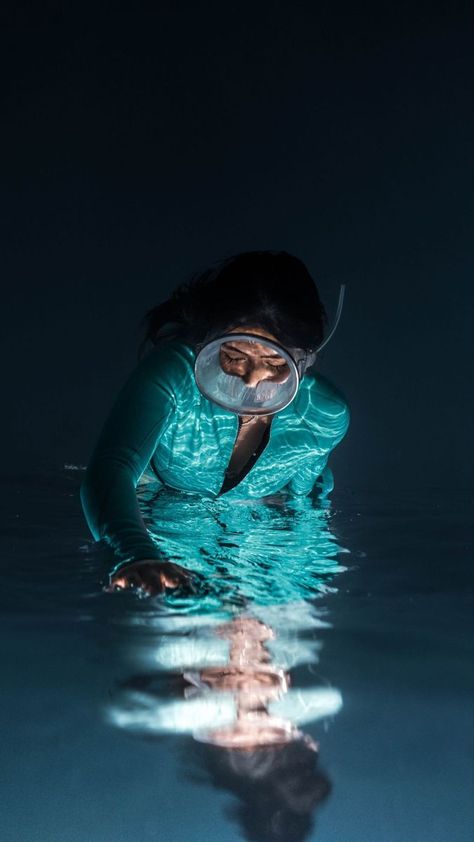 freediving diving underwater diver philippines oceanlife oceanart oceanviews underwaterphotography freedivephotography Freedive Pose, Underwater Moodboard, Free Diving Photography, Free Diving Aesthetic, Diver Aesthetic, Freediving Photography, Underwater Diver, Underwater Shoot, Underwater Aesthetic