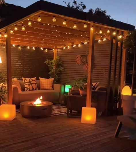 Cute Deck Ideas, Cheap Outdoor Patio Ideas, Terrasse Design, Diy Backyard Patio, Pergola Lighting, Outdoor Patio Ideas, Cozy Backyard, Pergola Design, Small Backyard Gardens