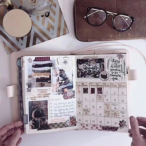 Bullet Journal November, November Bullet Journal, Journal November, Kunstjournal Inspiration, Bujo Planner, Bullet Journal Ideas, Bullet Journal Aesthetic, Diary Ideas, Bullet Journal Art