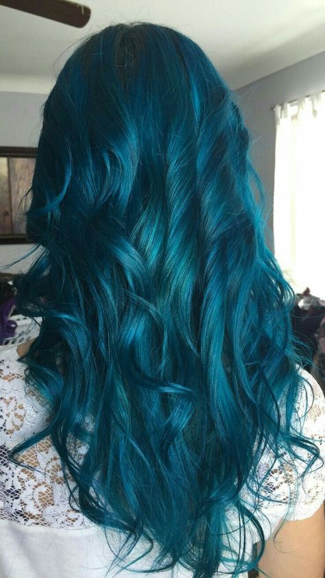 Bright Hair Colors For Pale Skin, Teal Blue Hair Color, Blue Hair For Brunettes, Blue Turquoise Hair, Blue Hair Color Ideas For Brunettes, Greenish Blue Hair, Blue Hair Inspiration, Blue Teal Hair, Cobalt Blue Hair