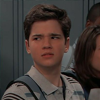 Freddie Benson Icons, Freddie From Icarly, Nathan Kress Icarly, Icarly Aestethic, Freddie Benson Icarly, Freddie Icarly, Freddy From Icarly, Spencer Icarly, I Carly