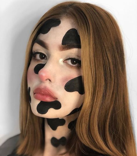 Abducted Costume, Cow Makeup Halloween, Cow Makeup Look, Cow Print Makeup, Cow Make Up, Halloween Customs, Dog Makeup, Tela Iphone, Cow Birthday