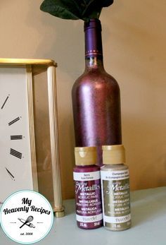 Painted Wine Bottle Using Metallics - Happen to have wine bottles collecting dust? Paint them and use as decor for the home! Chalk Paint Wine Bottles, Dark Wine Bottle Crafts, Wine Bottle Decoupage, How To Paint Wine Bottles, Spray Painted Wine Bottles, Wine Flask, Custom Wine Bottles, Liquor Bottle Crafts, Recycled Wine Bottles