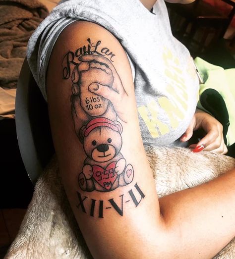 Tattoo Ideas For Moms With Sons, Tattoos For Baby, Tattoos For My Son, Kid Tattoos For Moms, Tattoos For Baby Boy, Small Dope Tattoos, Name Tattoos For Moms, Gang Tattoos