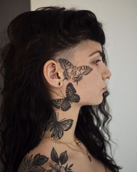 20k Likes, 169 Comments - Jérôme | Tattoo Artist (@sztuka_wojny) on Instagram: “Healed pictures of one of my most exciting project ! Thank you so much @inayatawanga  Infos &…” Butterfly Face Tattoo, Face Tattoos For Women, Girl Neck Tattoos, Throat Tattoo, Neck Tattoos Women, Butterfly Face, Best Tattoos For Women, Butterfly Tattoos, Face Tattoos