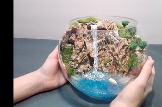 DIY Terrarium/Aquascaping /diorama : 5 Steps (with Pictures) - Instructables Terrarium With Resin Water, Terrarium Diy Kids, Diorama Nature, Diorama Diy, Water Terrarium, Tiny Gardens, Resin Water, Terrarium Bowls, Diy Succulent Terrarium