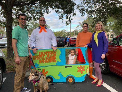 Group Fancy Dress, Scooby Doo Halloween Costumes, Scooby Doo Shaggy, Velma Daphne, Costume Family, Scooby Doo Halloween, 31 Day Challenge, Mystery Machine, Scooby Doo Mystery