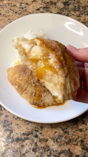 155K views · 2.4K reactions | Here is how to make Taco Bell’s Caramel Apple Empanadas at home! So easy and so good! #caramel #apple #empanadas #tacobell #copycatrecipe #dessert | Whatsmomcookin | Whatsmomcookin · Original audio Caramel Apple Empanadas, Apple Empanadas, How To Make Taco, Taco Bell, Caramel Apple, Copycat Recipes, Caramel Apples, Caramel, Tacos