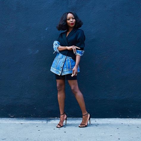 Kahlana Barfield Brown on Instagram: “She business but she casual // @tiffanyandco @instylemagazine” Khalana Barfield, Kahlana Barfield Brown, Kahlana Barfield, Candle Ideas, Street Style Edgy, Black Women Fashion, Fashion Board, Cute Summer Outfits, Street Chic