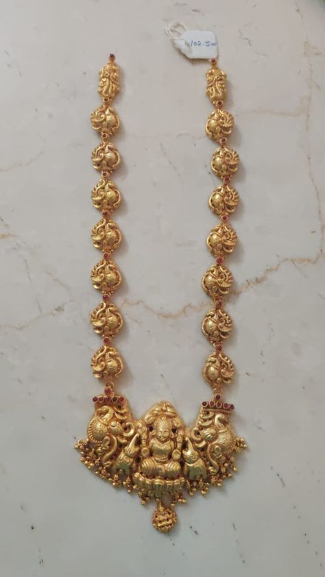 Nagasu Gold Jewellery, 10 Gms Gold Necklace, Long Necklace Gold Indian, Gold Temple Jewellery, Neck Pieces Jewelry, Gold Jewels Design, Antique Necklaces Design, New Gold Jewellery Designs, Modern Gold Jewelry