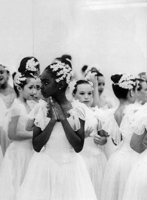 Stereo CULTURE Society — CultureSOUL: *Vintage*  Black Ballerinas 1. Doris... Black Girlhood, Black Dancers, The Black Swan, Edith Head, Skai Jackson, Black Ballerina, Ballet Core, Vintage Black Glamour, Black And White Photograph