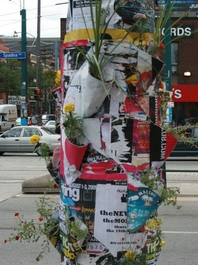 Guerilla Gardening, Moss Graffiti, Guerilla Art, Guerrilla Gardening, Urban Agriculture, Indoor Herb Garden, Urban Gardening, Indoor Gardening, Tree Hugger