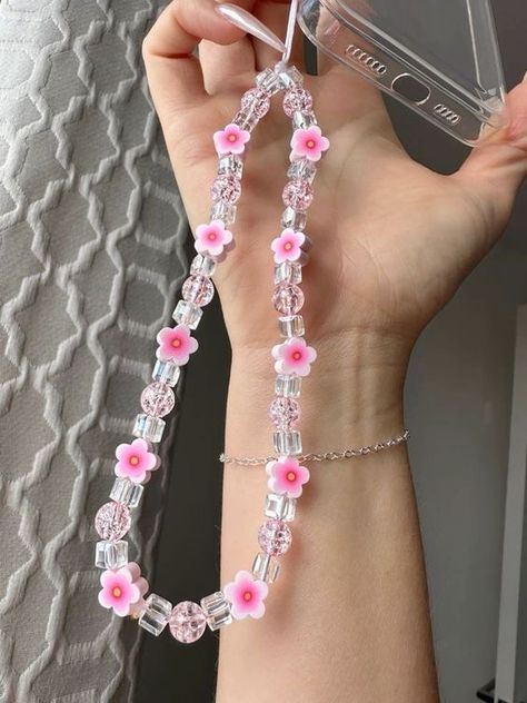 Strings Of Beads, Pink Phone Charm, Phone Accessories Diy, Beads Craft Jewelry, Strap Phone, Phone Wristlet, Bead Charms Diy, Phone Charms, Pink Accessories