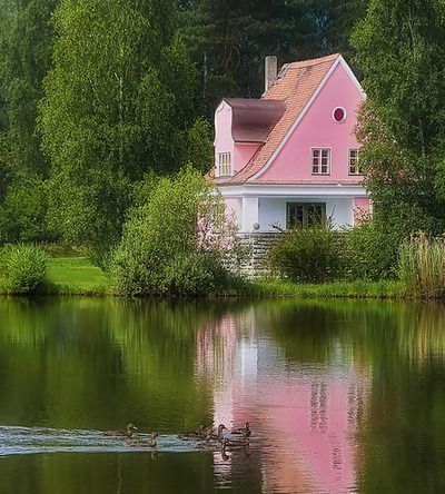 House on the lake.  (****I am convinced that this house is in Sweden. [near or in Småland, Sweden]) Tout Rose, Pink Lake, Pink Cottage, I Believe In Pink, Cottage Cabin, Style Cottage, Dream Cottage, Pink House, Cabins And Cottages