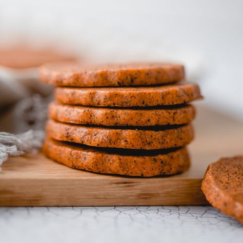 Thai Tea Shortbread Cookies Spiced Zucchini, Orange Food Coloring, Happy As A Clam, Dessert Tea, Best Butter, Tea Cookies, Thai Tea, Spice Tea, Chai Spice